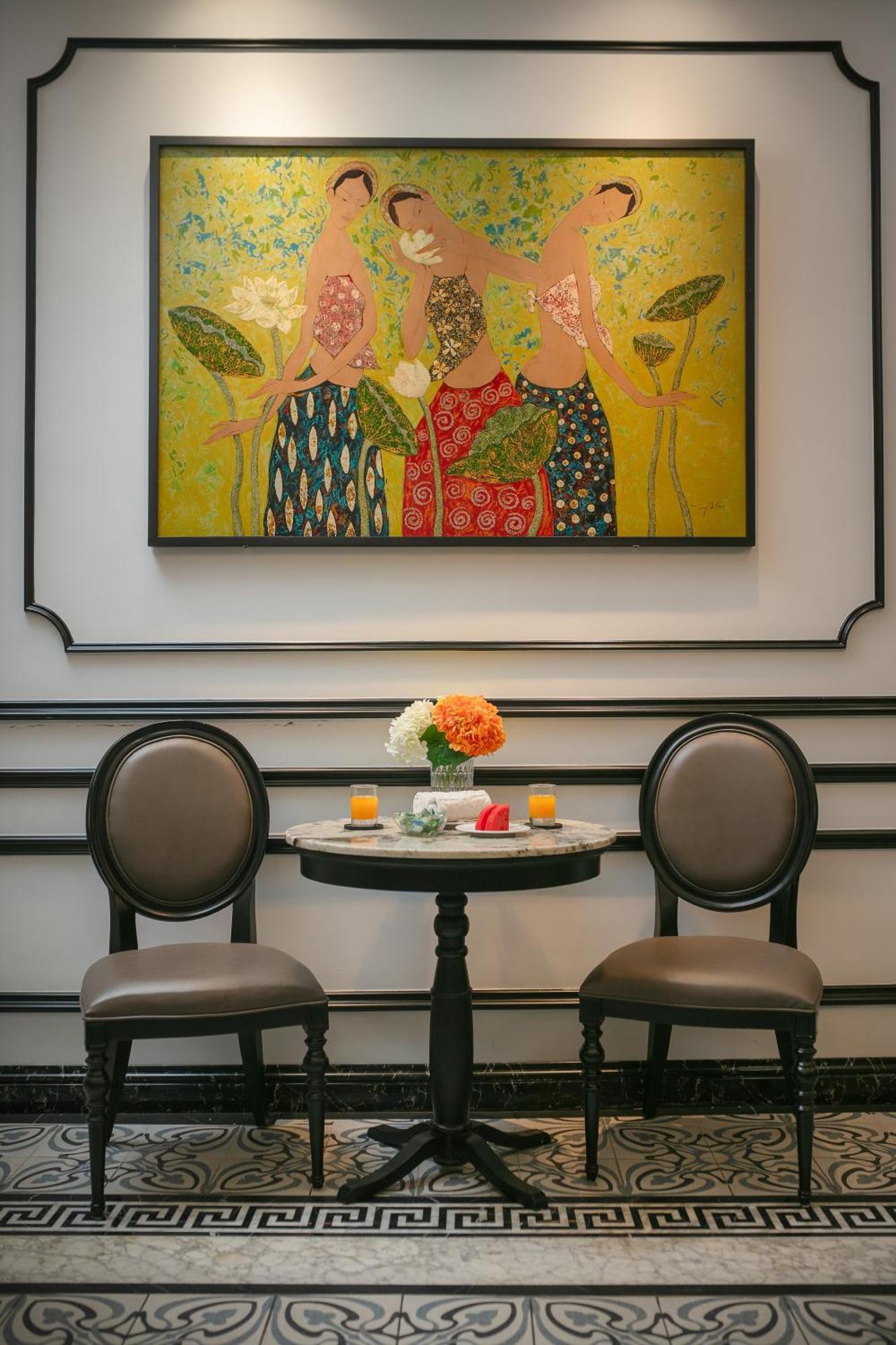 Amira Hotel Hanoi Exterior photo