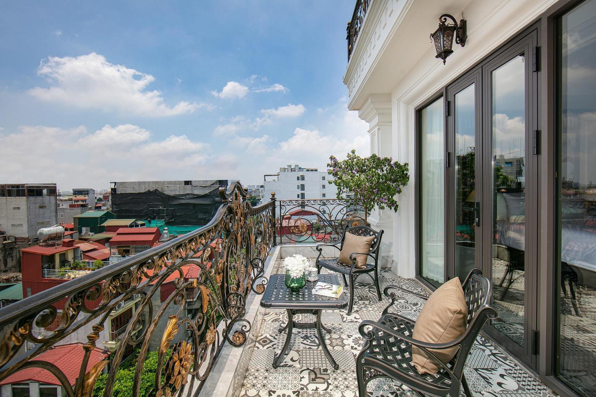 Amira Hotel Hanoi Exterior photo